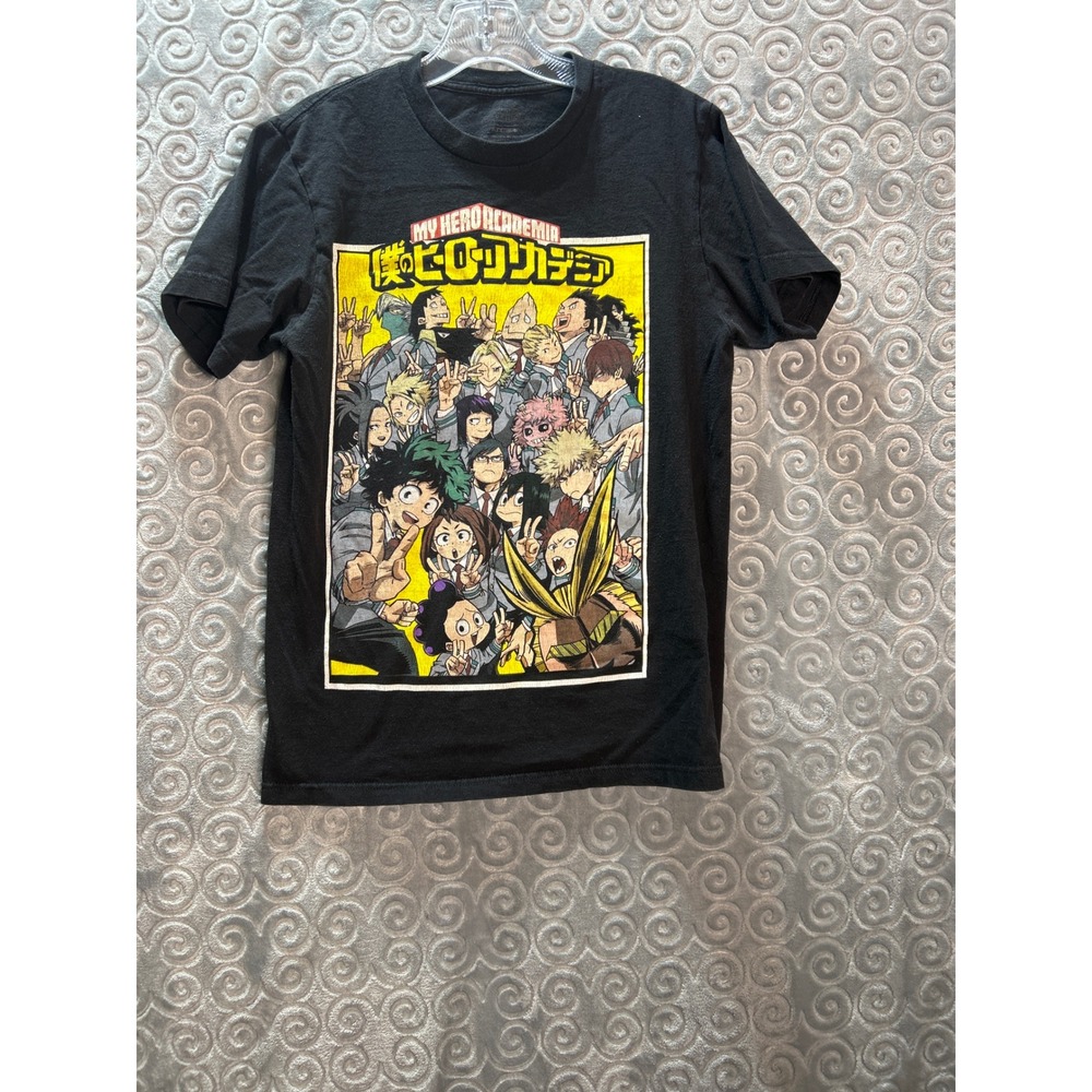 My Hero Academia Anime T Shirt Funimation Black Small‎ Graphic Tee